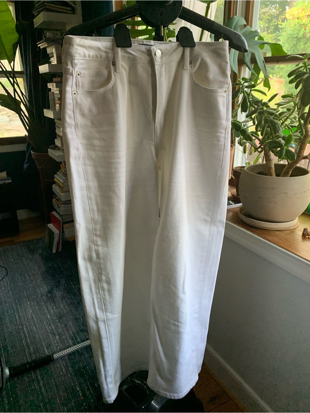 Quince Bella Stretch White Barrel Jeans